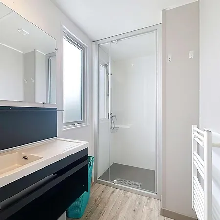 Дом отдыха Mobil-home Grand Confort 4 Pers, 2 Chambres, 1 Sdb, Clim, Terrasse & Parking, A 200m De La - Fr-1-361a-2 Жуллувиль-ле-Пен